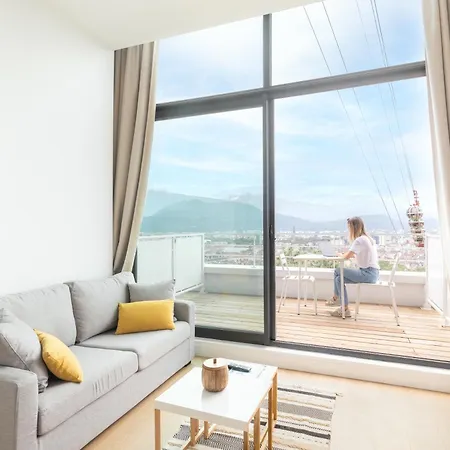 The Babel Community - Bastille Lägenhetshotell Grenoble