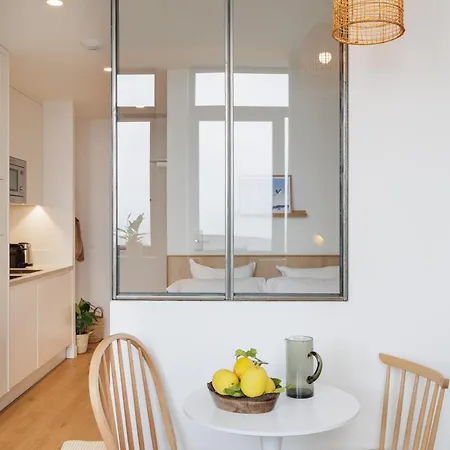 The Babel Community - Bastille Aparthotel 3*