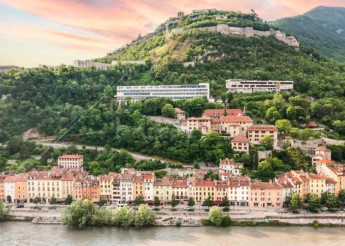 The Babel Community - Bastille 4*