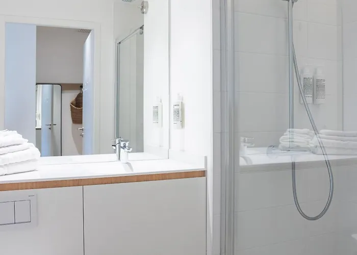 The Babel Community - Bastille