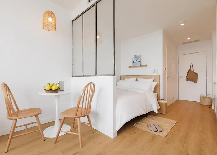 The Babel Community - Bastille グルノーブル