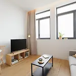 Hotel apartamentowy The Babel Community - Bastille