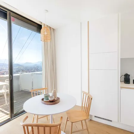 The Babel Community - Bastille