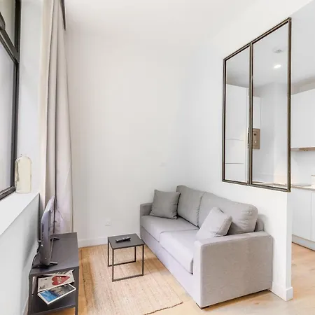 The Babel Community - Bastille Ξενοδοχείο με διαμερίσματα 4*