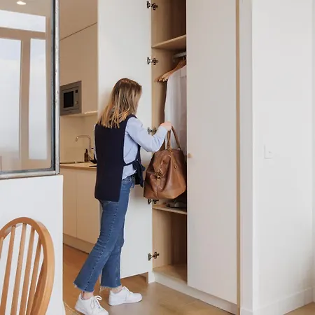 The Babel Community - Bastille 4*