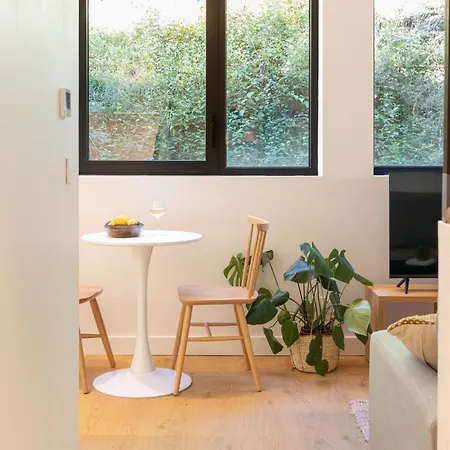 The Babel Community - Bastille Hotel apartamentowy