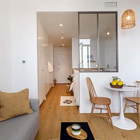 Aparthotel The Babel Community - Bastille 3*