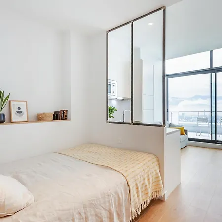 The Babel Community - Bastille Lejlighedshotel