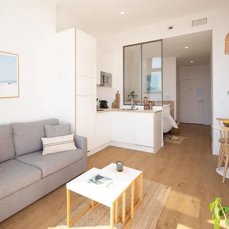 Hotel apartamentowy The Babel Community - Bastille