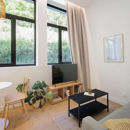 The Babel Community - Bastille Hotel apartamentowy Grenoble