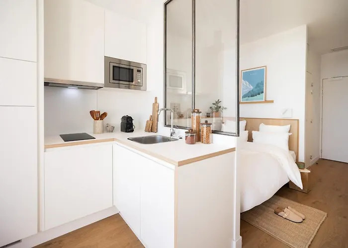 Hotel apartamentowy The Babel Community - Bastille